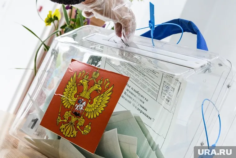 Урны для голосования по-прежнему полупусты