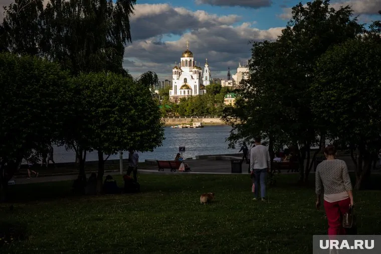 Землю в сквере решили перевести из категории земель религиозного назначения