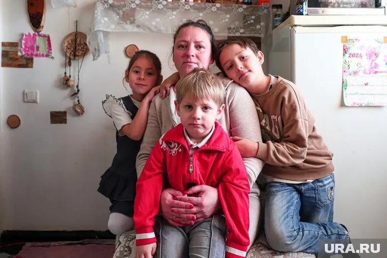 Юлия Могилевская уже полгода как осталась без мужа и с маленькими детьми