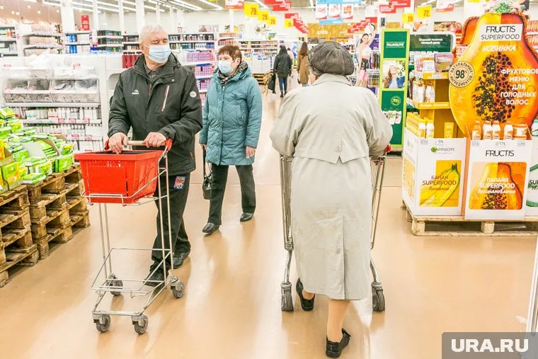 Период роста цен на продукты питания и товары подарочного ассортимента, который наблюдался в конце года, закончен, отметил экономист