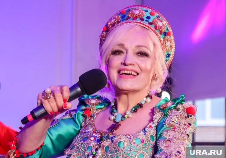 Психолог нашел потенциальную угрозу в песнях Кадышевой