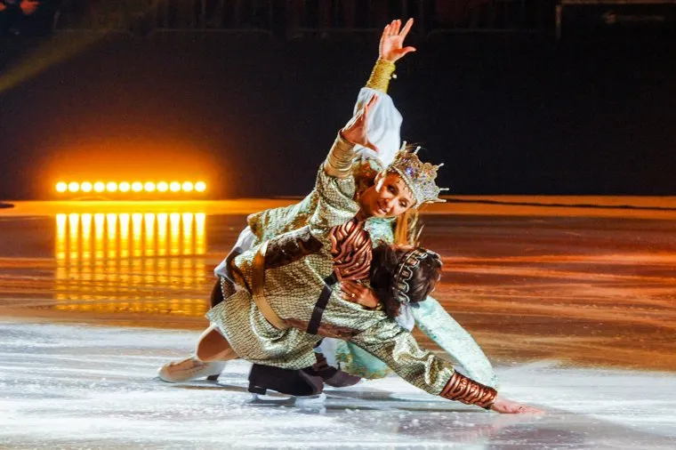 Ледовое шоу Татьяны Навки «Руслан и Людмила» в ледовой арене Трактор. Челябинск