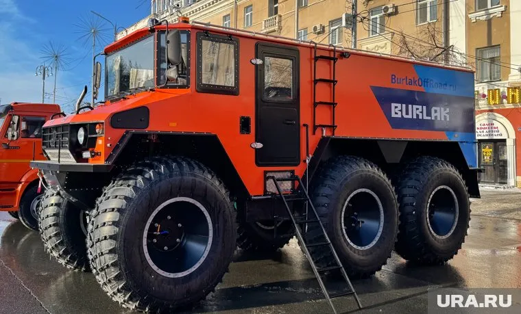 Курганские вездеходы помогли МЧС спасти людей в Заполярье
