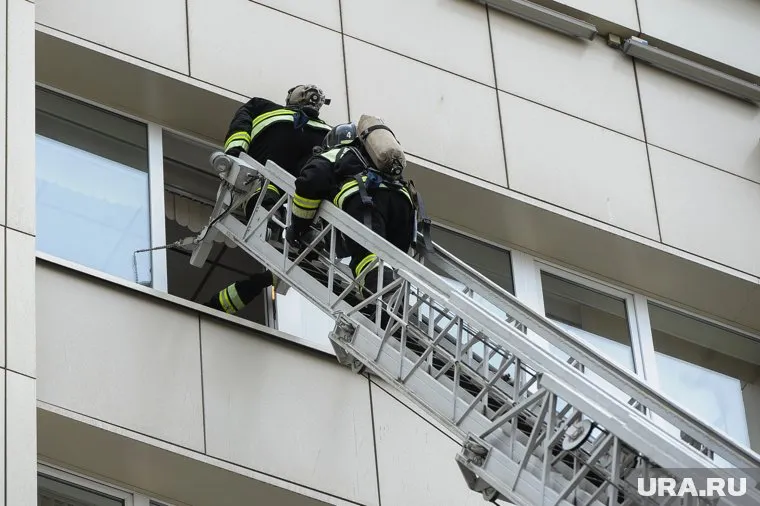 Очаг пожара составил пять квадратных метров