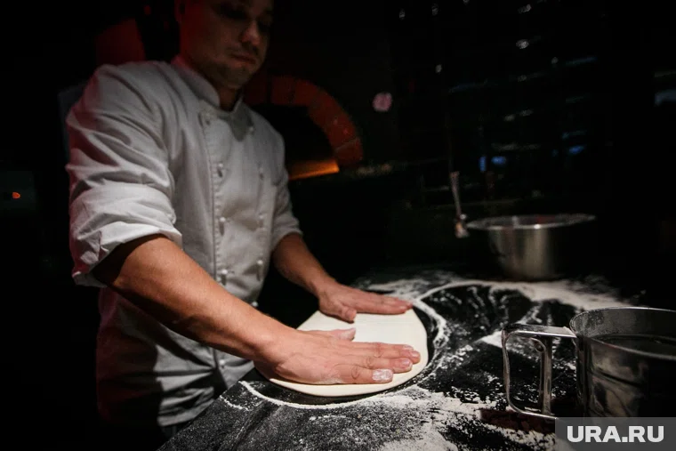 В Белом Яре участник СВО и мать погибшего бойца открыли этно-кафе