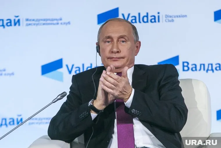 Пермские чиновники не стали ждать реакции Владимира Путина и уже позвали всех за стол переговоров