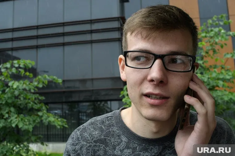 Владислав Рябухин пока не может сообщить, как ему сидится