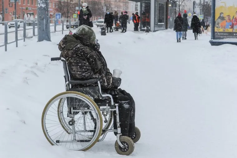 Снегопад, мороз, зима. Челябинск
