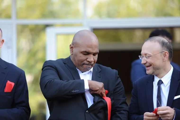 Тайсон в корекино необр