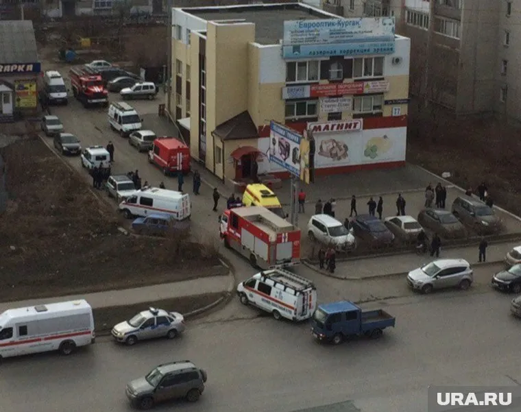 На месте ЧП работают спасатели и полиция