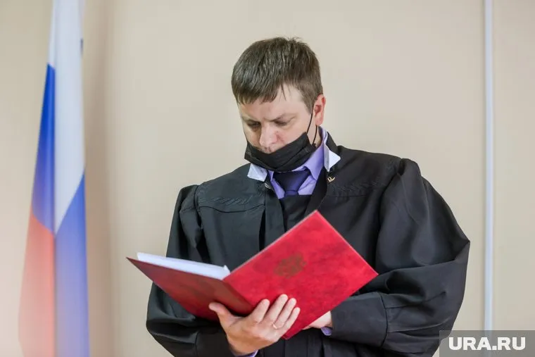 Суд смягчил меру пресечения Дмитрию Щенятскому