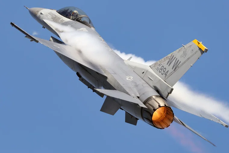 F-16.stock