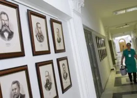 В Минэкономразвития появится портрет Улюкаева