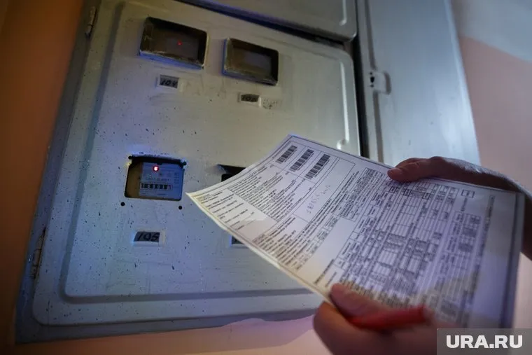 Энергетики считают, что это очень удобно, если человеку принадлежит несколько квартир или дети платят по счетам родителей