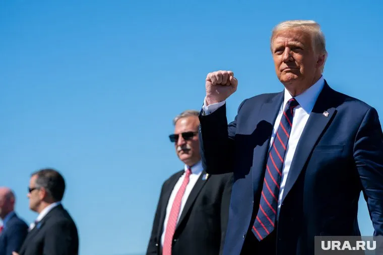 Дональд Трамп заявил, что не собирается сдаваться