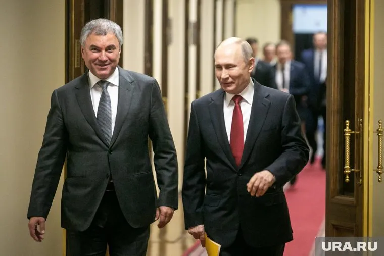 Президент РФ Владимир Путин оценил возможные поправки в Конституцию