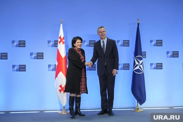 Заявка Финляндии на вступление в НАТО создает риск эскалации в Европе, считает президент страны