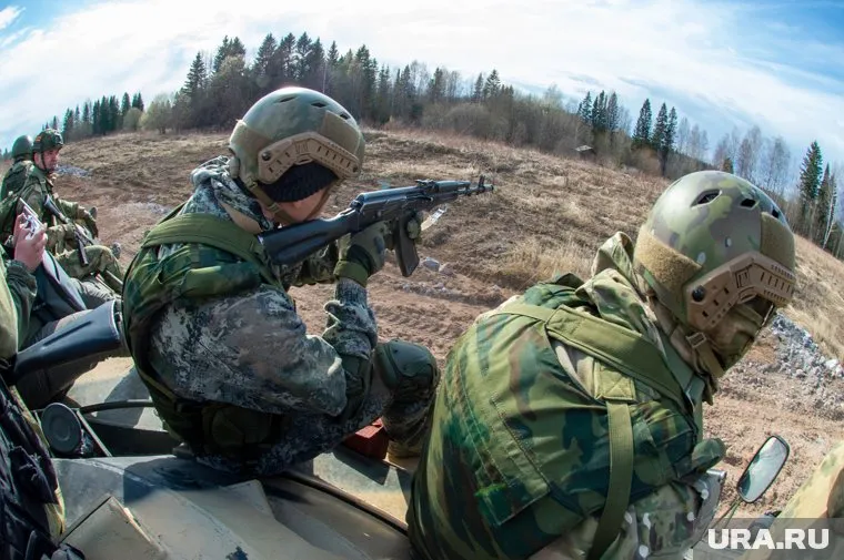 Спецоперация изначально не имела временных рамок, заявил военный аналитик Александр Михайлов