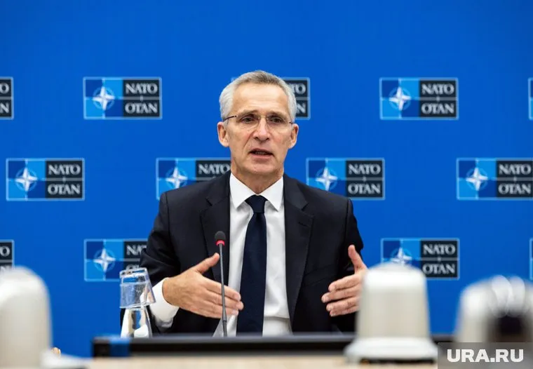 Украина испытывает «снарядный голод», рассказал Йенс Столтенберг