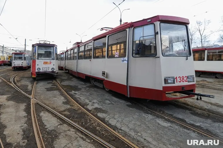 Специалисты проведут обслуживание токоприемников