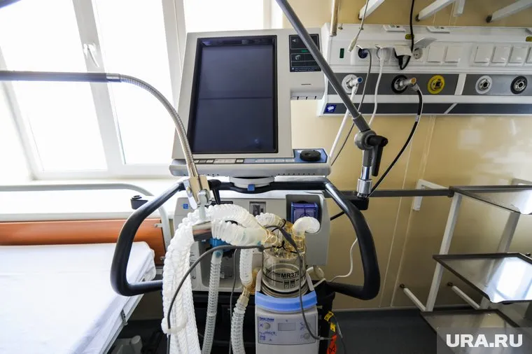 До конца апреля уральские предприятия начнут выпускать 250 ИВЛ в сутки