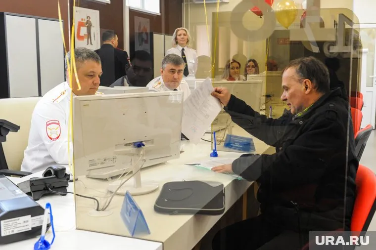 Подразделения МРЭО госавтоинспекции приостановили работу