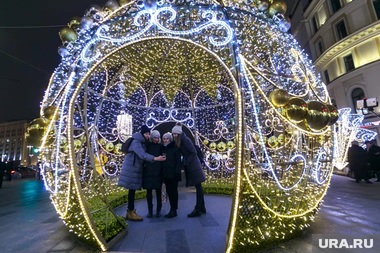 Популярность городов объясняется интересом к достопримечательностям двух столиц