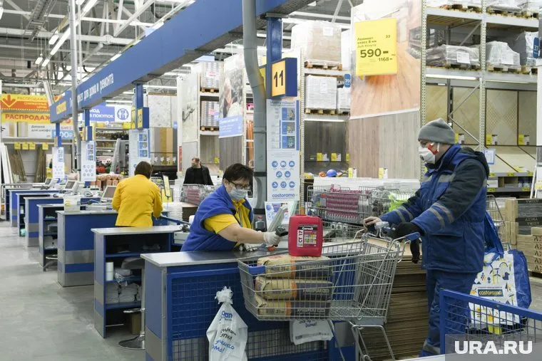 Многие предприятия, как и граждане, не соблюдают режима изоляции