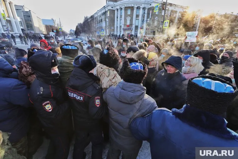 Несанкционированная акция прошла в центре Кургана