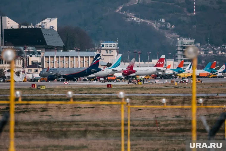 Задерживаются два рейса в аэропорту Кургана