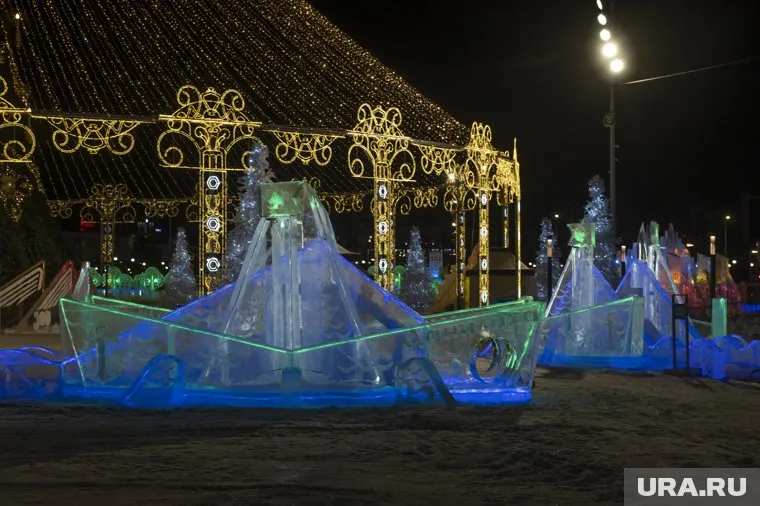 Ледовый городок на эспланаде в новогоднюю ночь закроют (архивное фото)