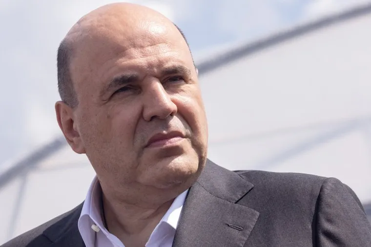 Михаил Мишустин во время посещения агрокомплекса в Кашире. Москва