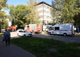 Пермяка, живущего в доме, где рухнули перекрытия, напугала вибрация в стенах