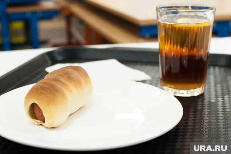 За выпуск сосисок в тесте под спорным брендом компании могут потерять пять миллионов рублей