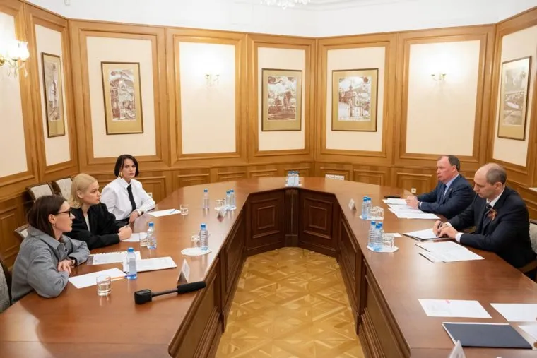 Денис Паслер встретился с инициативной группой