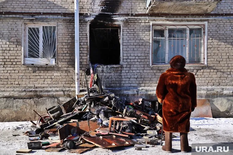 Пожар мог возникнуть из-за непотушенного окурка (архивное фото)