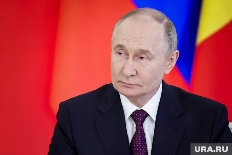 Владимир Путин заявил о росте зарплат россиян как в прошлом, так и в текущем году