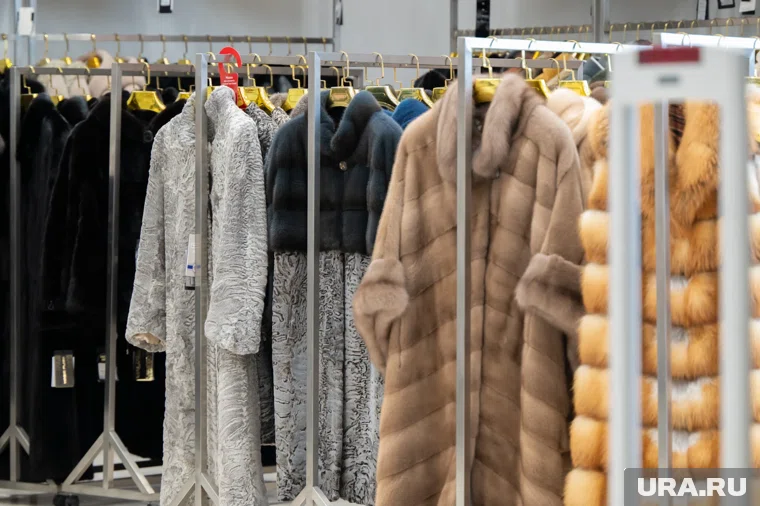 Новые шубки стяли дороже