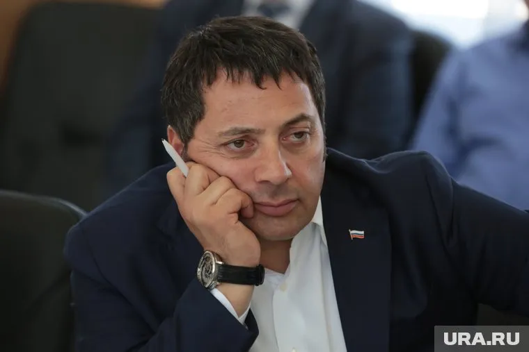 В 2011–2016 годах Вагаршак Сарксян занимал пост исполнительного директора Мотовилихинских заводов