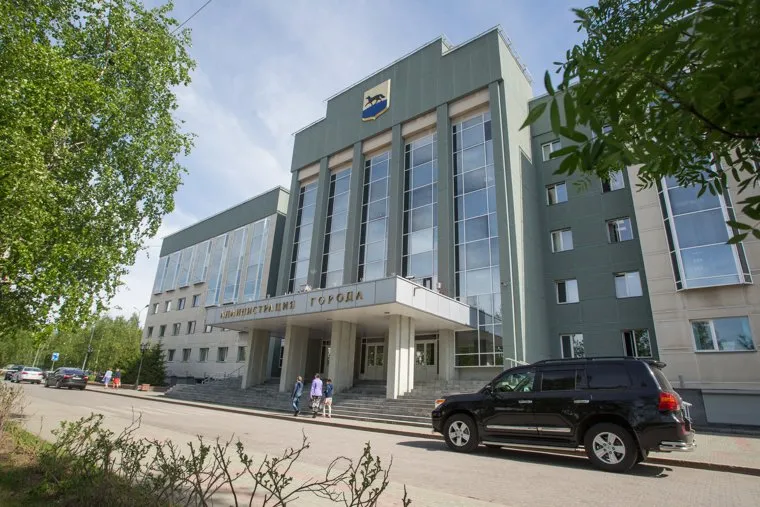 Первый день без Попова. Сургут, администрация сургута