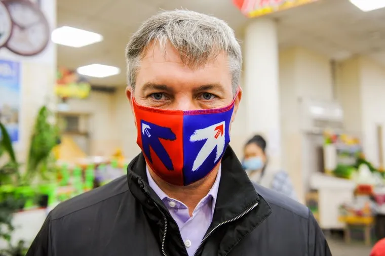 Борис Титов на встрече с представителями малоформатной торговли на рынке. Челябинск