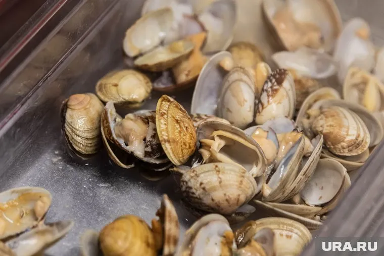 Люди отравились после 2 и 3 мая