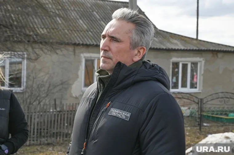 Губернатор Моор начал поездку по территориям области в преддверии паводка