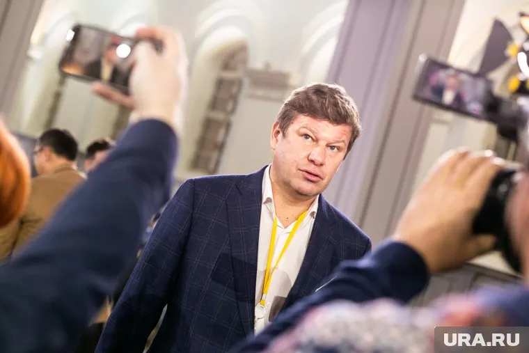 Дмитрий Губерниев назвал тренера «расистом»
