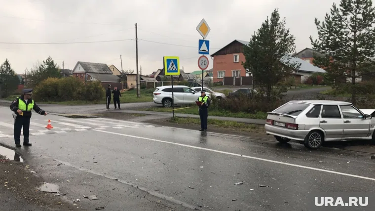 В результате аварии пострадали два человека