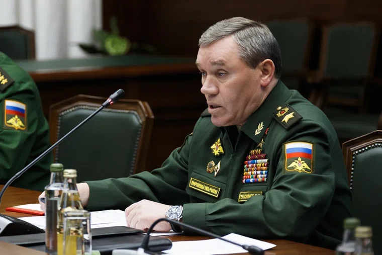 Герасимов рассказал Путину об успехах ВС РФ в Запорожье