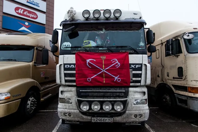 Дальнобойщики на М10. Москва