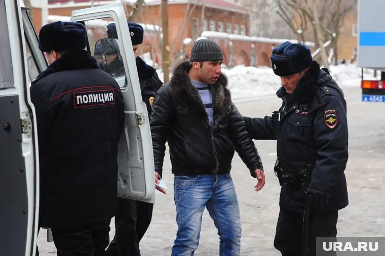 Мигрантов стали чаще выдворять из страны