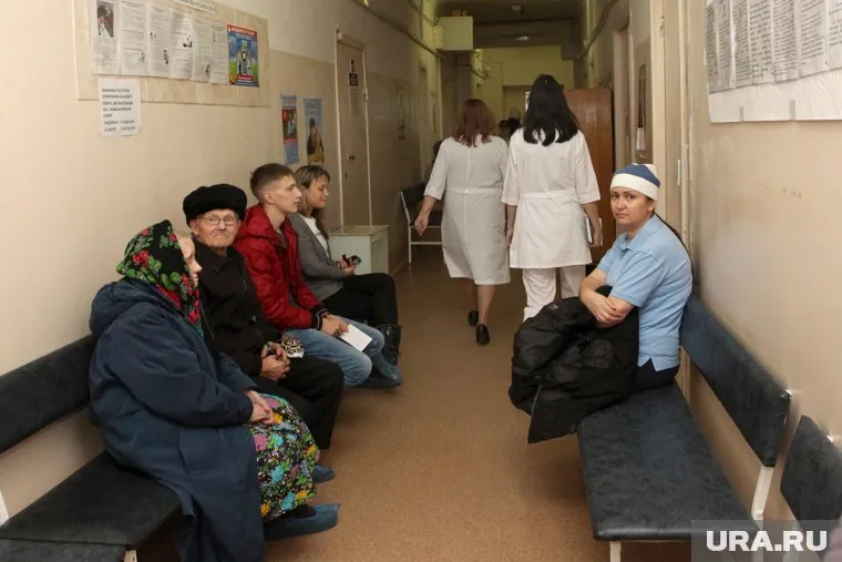 Пожилая женщина скоропостижно скончалась, ожидая приема врача