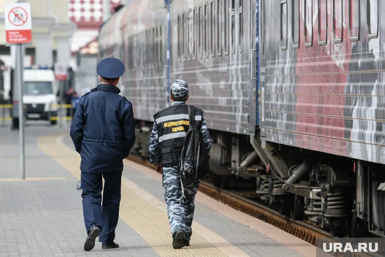 Мужчина работал охранником в РЖД